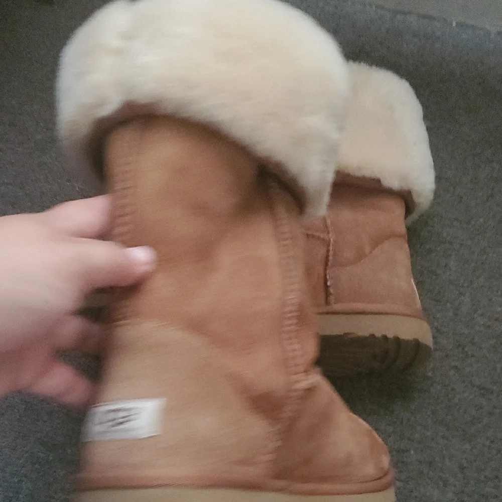 UGG Tan Ankle Boots with Suede Finish and Plush Lining‎